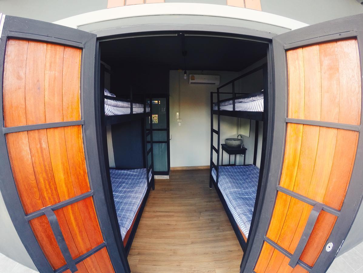 Chiangmai Moli Inn (Adults Only) Chiang Mai Zewnętrze zdjęcie