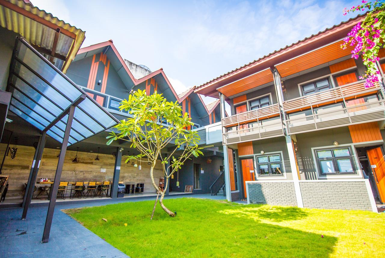 Chiangmai Moli Inn (Adults Only) Chiang Mai Zewnętrze zdjęcie