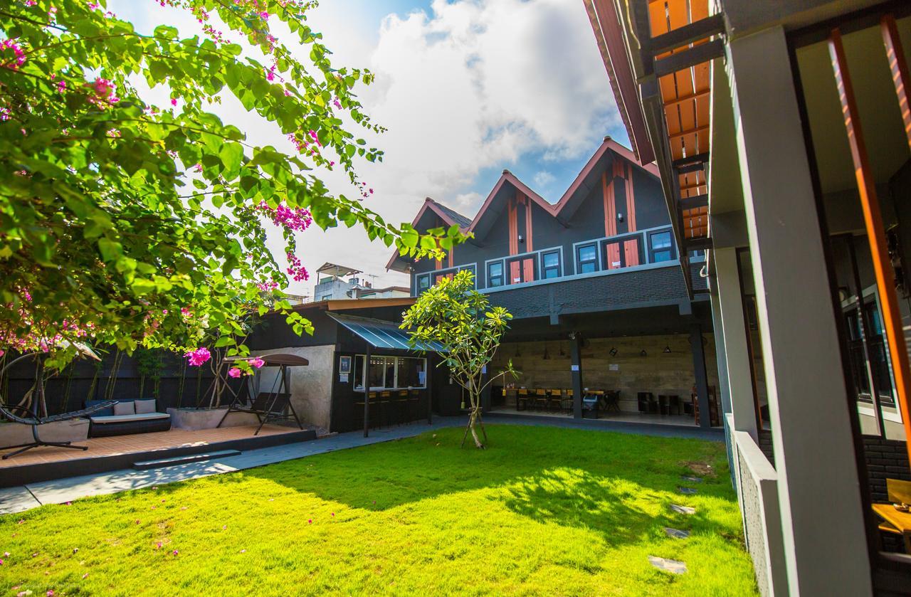 Chiangmai Moli Inn (Adults Only) Chiang Mai Zewnętrze zdjęcie