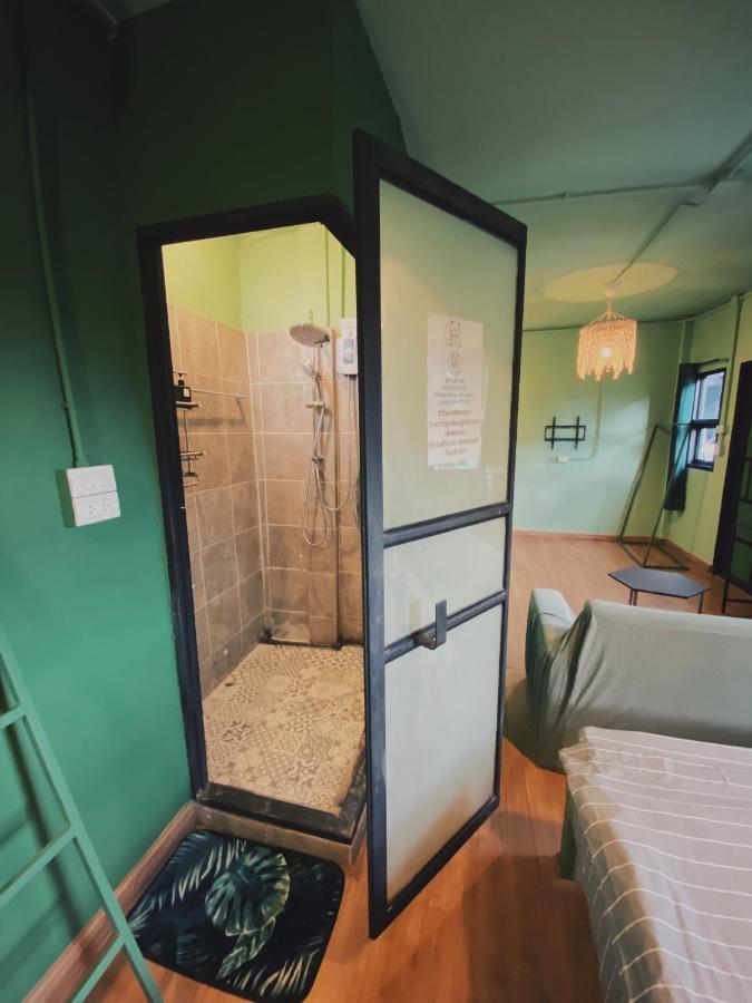 Chiangmai Moli Inn (Adults Only) Chiang Mai Zewnętrze zdjęcie